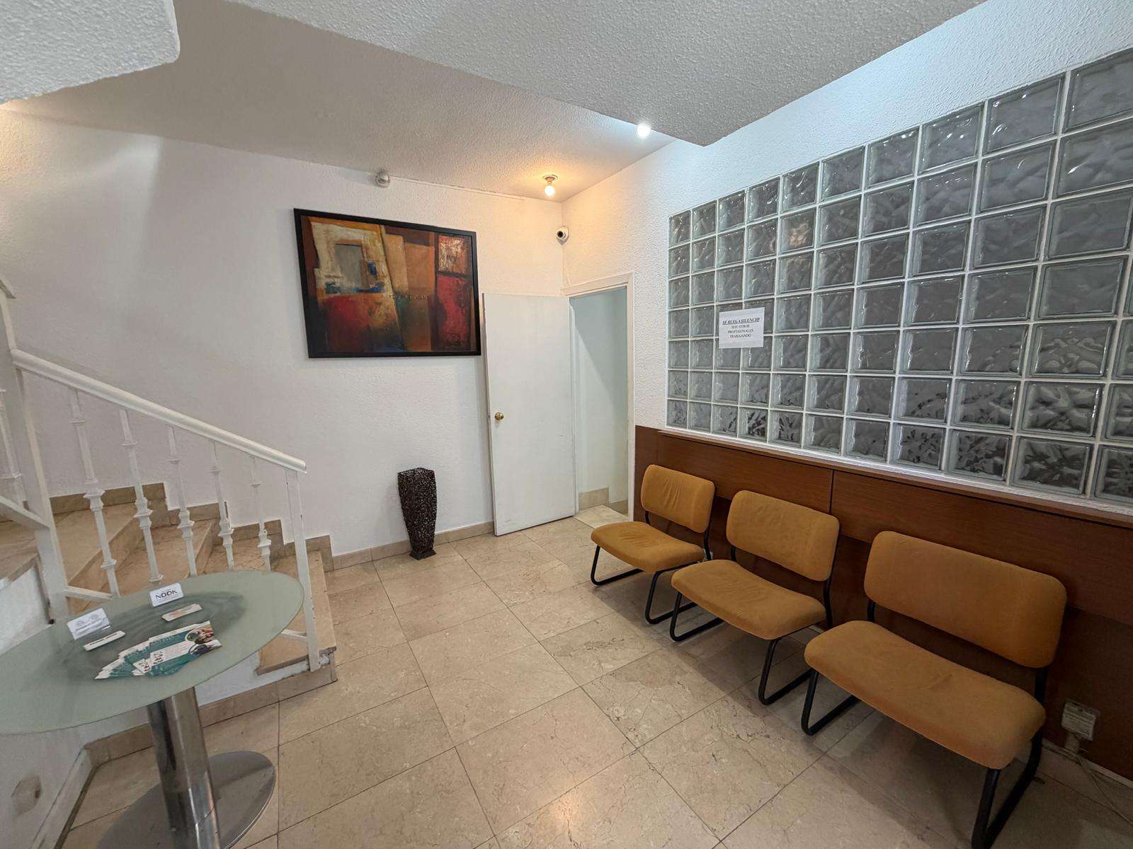Sala de espera del centro Terapia en familia